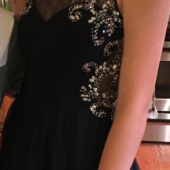 Prom Dress - Picture 2 of 6